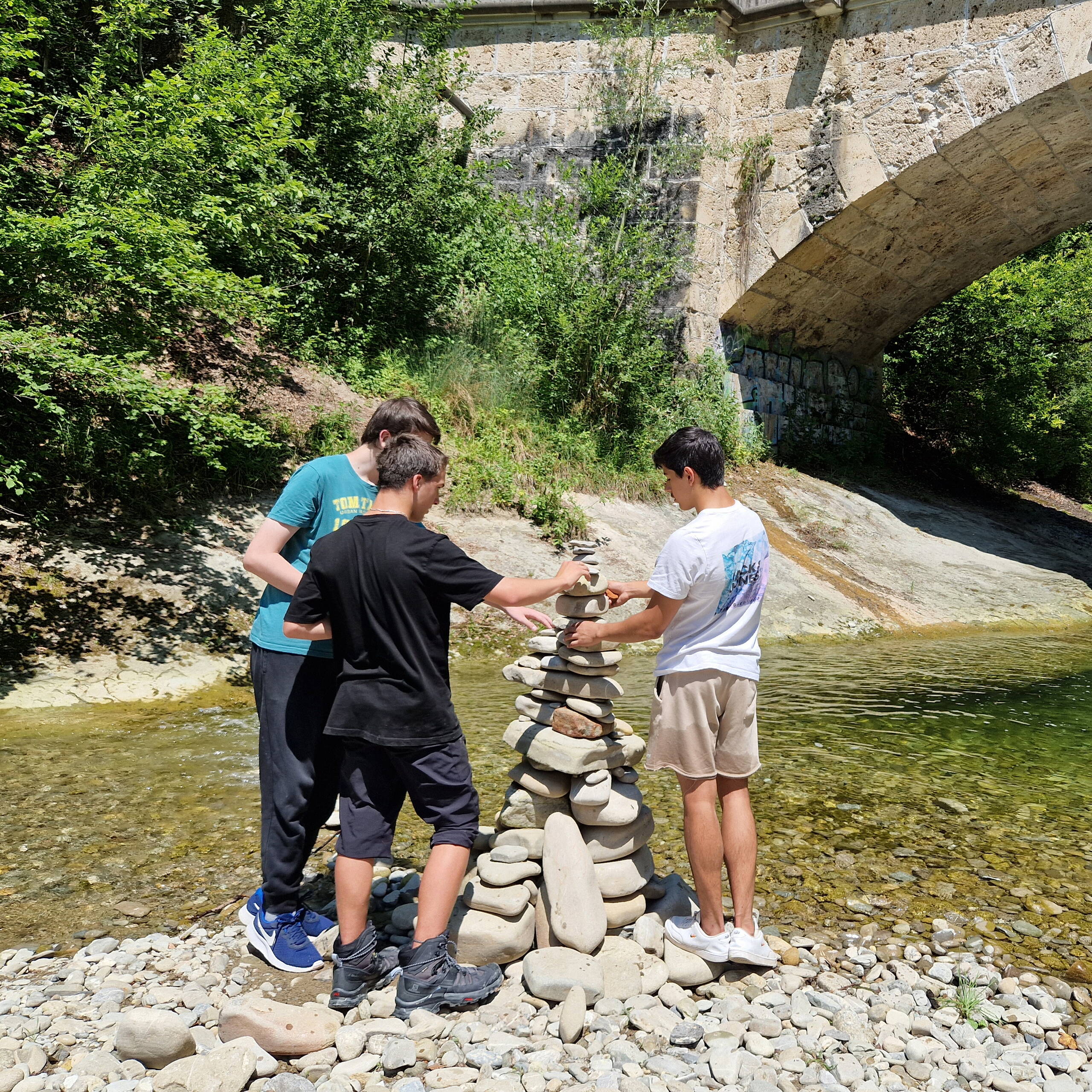 steinskulptur_kennenlernlager-am-schwarzwasser.jpg